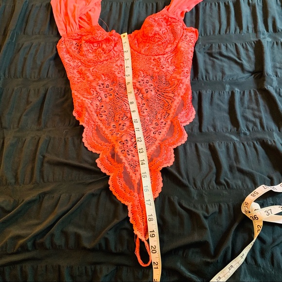 Vintage Victoria’s Secret Gold label coral lace teddy lingerie thong she… - Picture 15 of 16